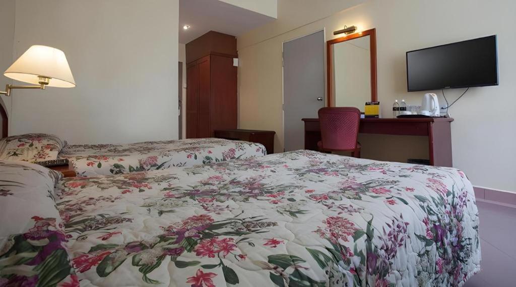 Hotel Seri Malaysia Тайпинг Екстериор снимка