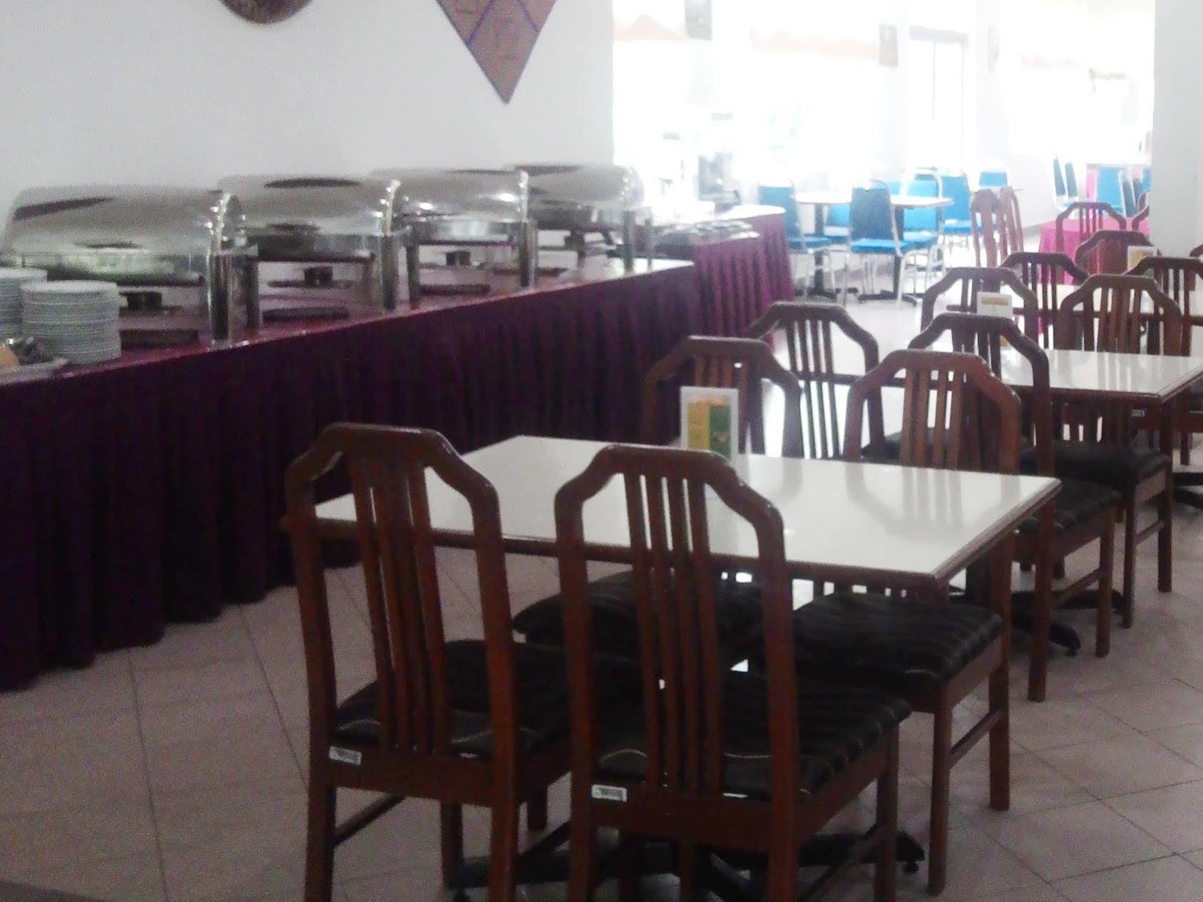 Hotel Seri Malaysia Тайпинг Екстериор снимка